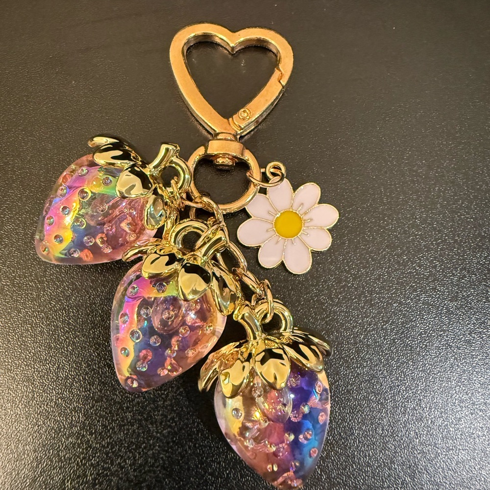 Gold Heart Clip Iridescent Strawberry Purse Charm/Keychain with Daisy Charm NWT
